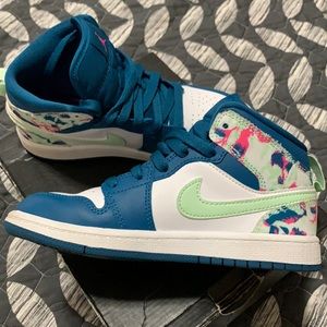 Air Jordan 1 Mid PS 'Green Abyss Frosted Spruce